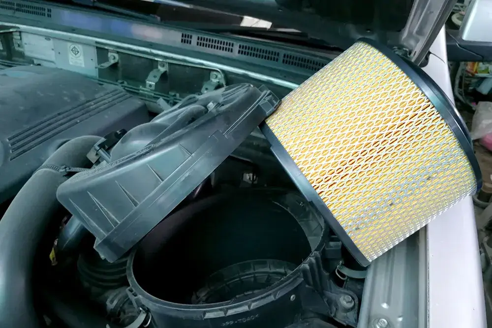 Keeping Your Vehicle Running Smoothly: Importance of Filters and Fluids